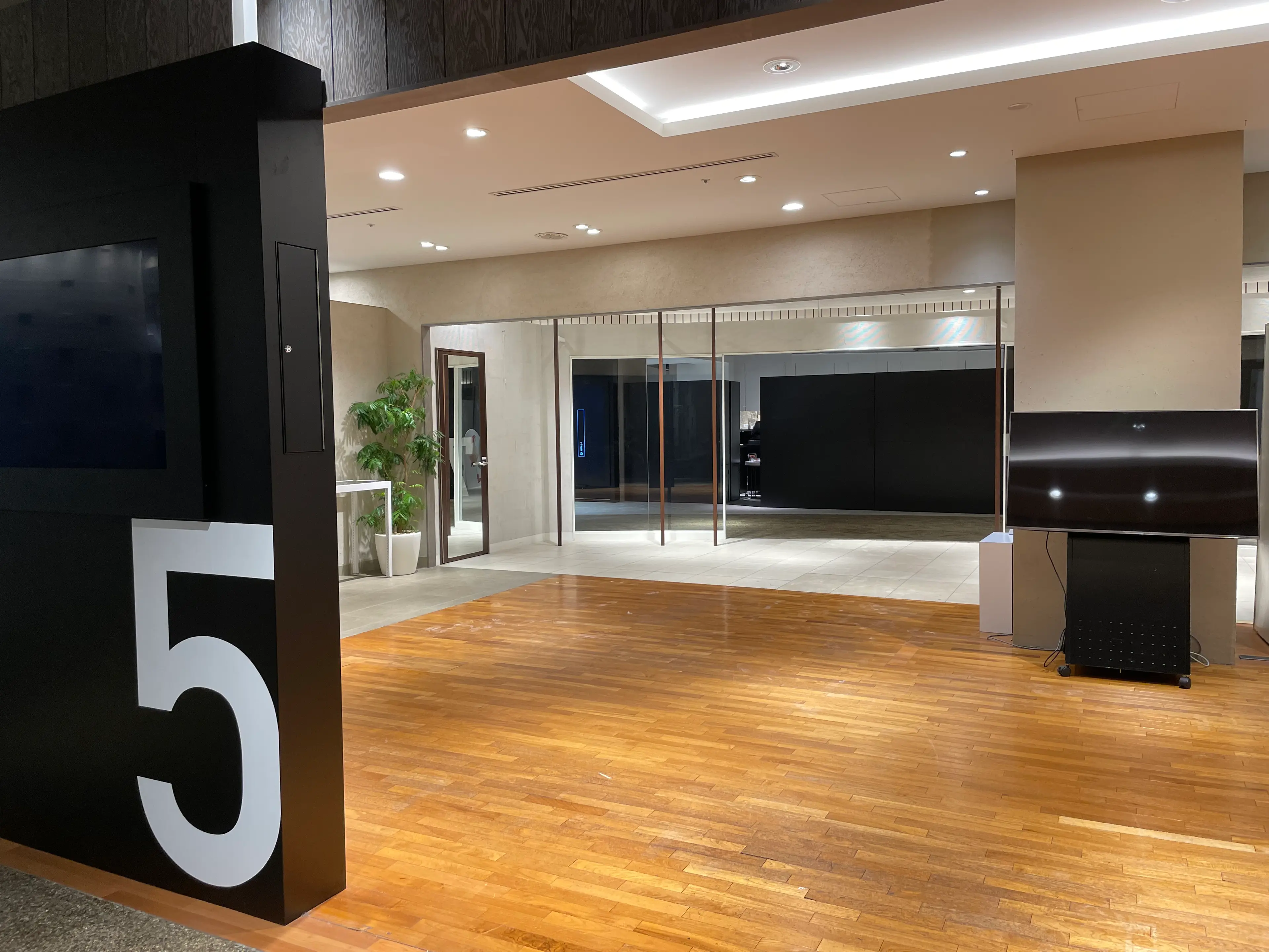 スペース画像 2